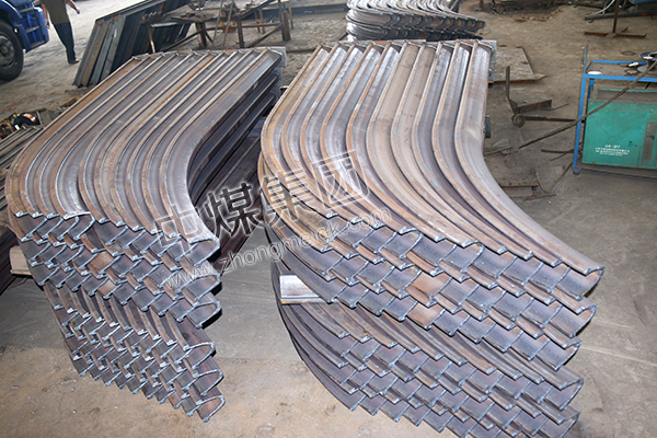 中煤集團200架U型鋼支架發(fā)往新疆哈密